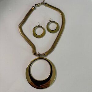 Chicos Gold Tone Herringbone Style Necklace, Circle Pendant, & Matching Earrings
